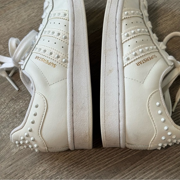 Adidas Studded Spikes White Superstars Sneakers 6 - Picture 8 of 12